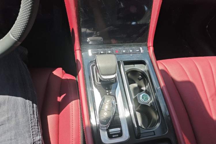 Used Hongqi H5 PHEV 2025 130 Super Hybrid Version Gear Lever