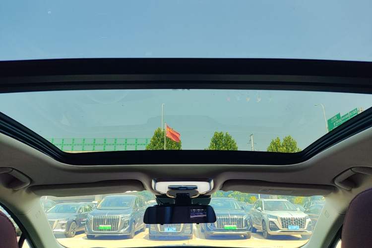Used Hongqi H5 PHEV 2025 130 Super Hybrid Version Headliner