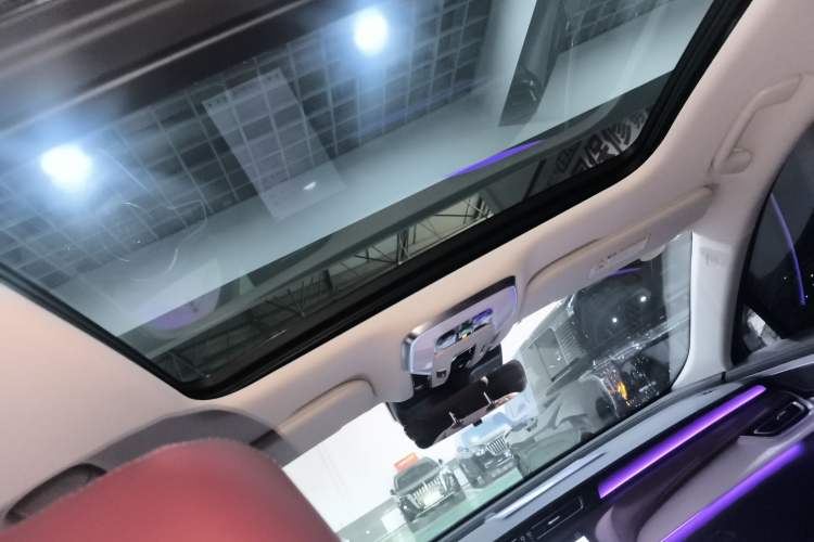 Used Hongqi H5 PHEV 2025 130 Super Hybrid Version Headliner