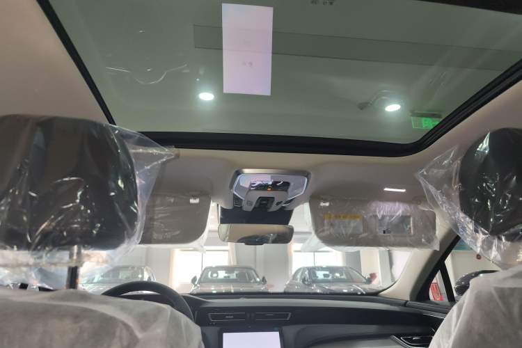 Used Hongqi H5 PHEV 2025 170 Super Hybrid Version Headliner