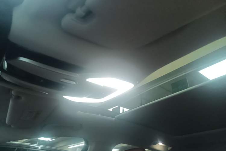 Used Hongqi H5 PHEV 2025 170 Super Hybrid Version Headliner