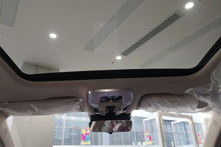 Used Hongqi H5 PHEV 2025 130 Super Hybrid Version Headliner