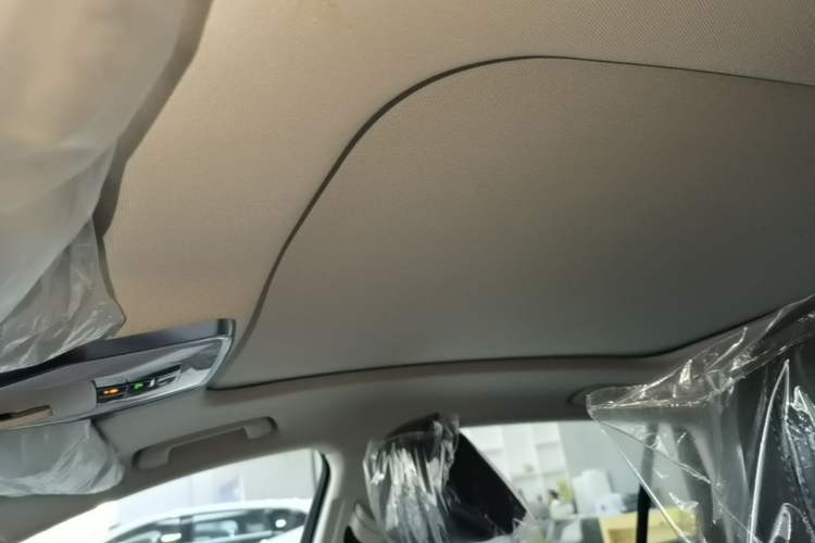 Used Hongqi H5 PHEV 2025 130 Super Hybrid Version Headliner
