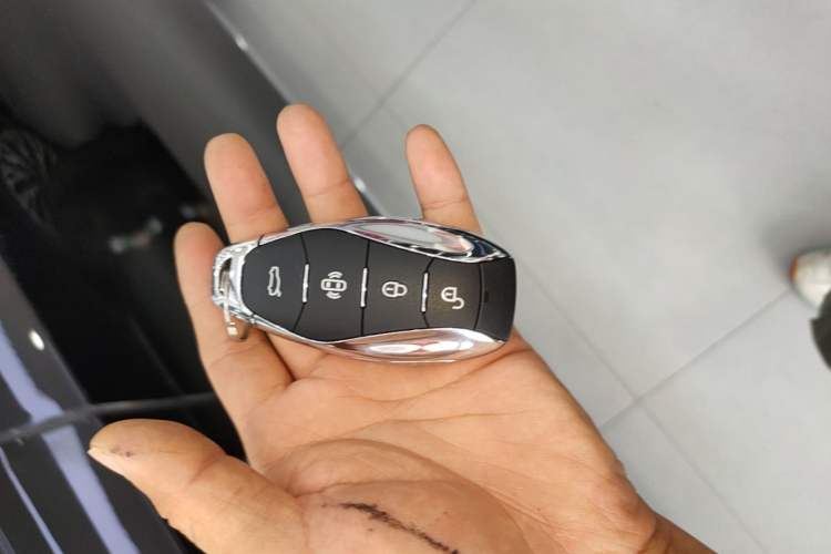 Used Hongqi H5 PHEV 2025 130 Super Hybrid Version Interior 1