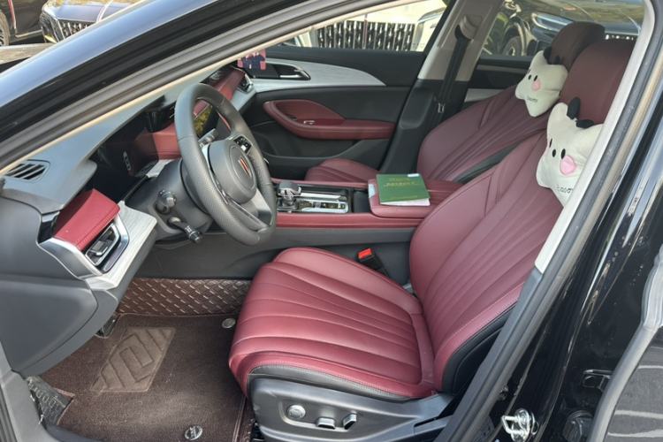 Used Hongqi H5 PHEV 2025 170 Super Hybrid Version Interior 1