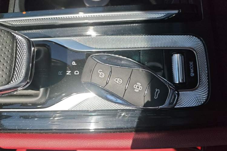 Used Hongqi H5 PHEV 2025 130 Super Hybrid Version Interior 1