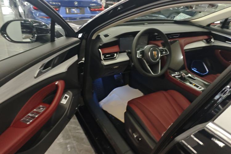 Used Hongqi H5 PHEV 2025 130 Super Hybrid Version Interior 3