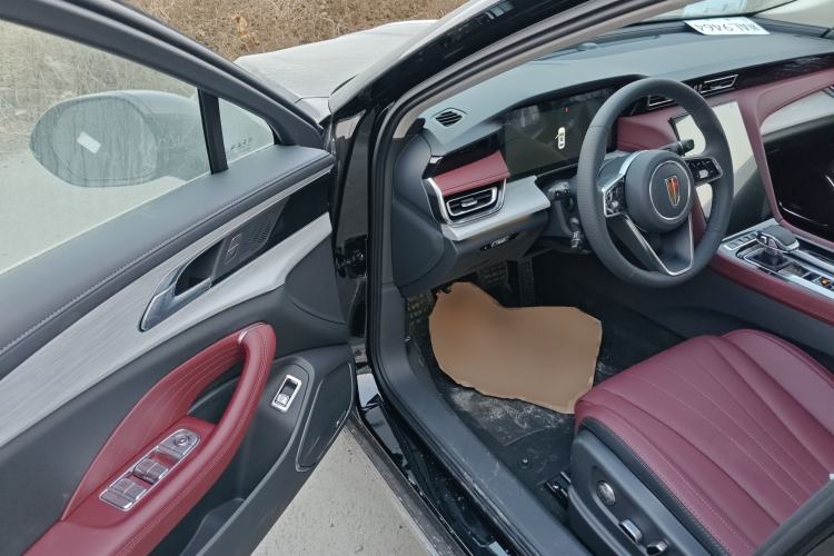 Used Hongqi H5 PHEV 2025 170 Super Hybrid Version Interior 3