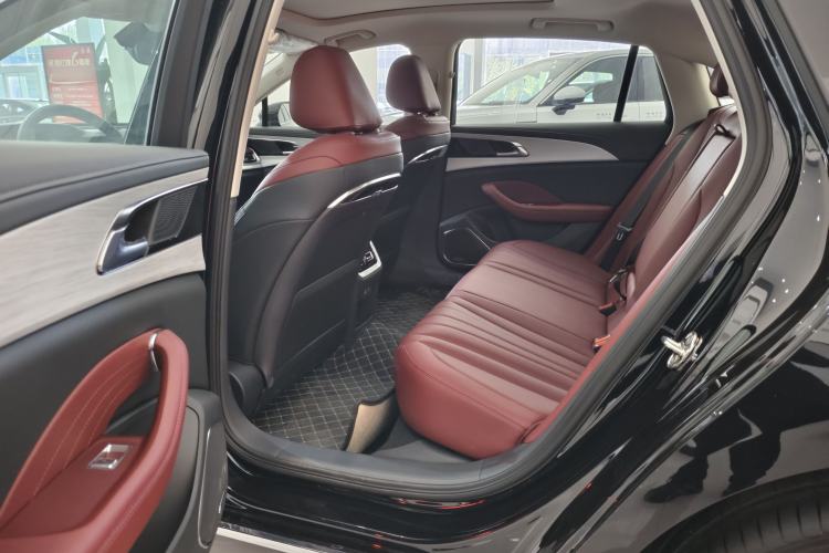 Used Hongqi H5 PHEV 2025 130 Super Hybrid Version Interior 4