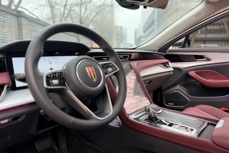Used Hongqi H5 PHEV 2025 170 Super Hybrid Version Interior 4