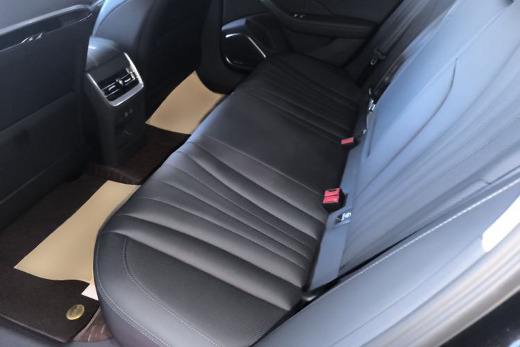 Used Hongqi H5 PHEV 2025 130 Super Hybrid Version Interior 4