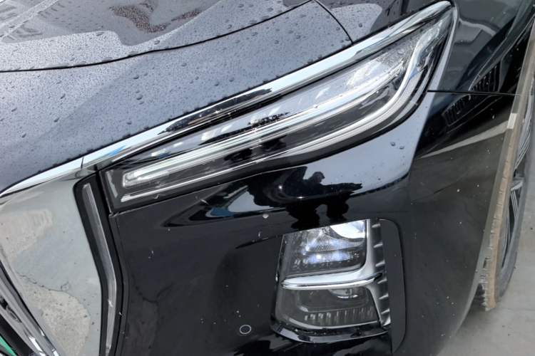 Used Hongqi H5 PHEV 2025 130 Super Hybrid Version Left Front Headlight