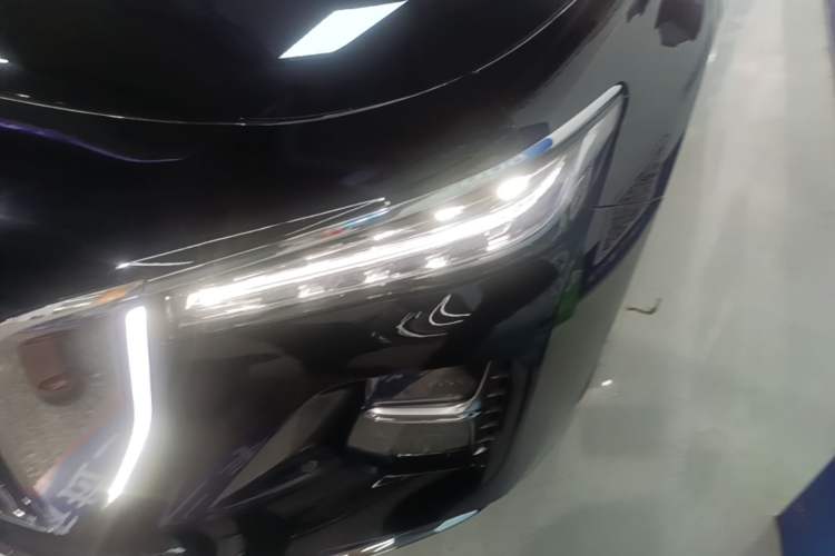 Used Hongqi H5 PHEV 2025 170 Super Hybrid Version Left Front Headlight
