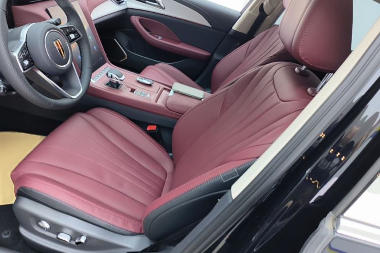Used Hongqi H5 PHEV 2025 170 Super Hybrid Version Left Front Seat