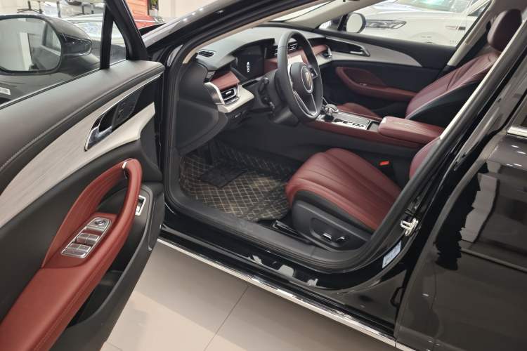 Used Hongqi H5 PHEV 2025 130 Super Hybrid Version Left Front Seat