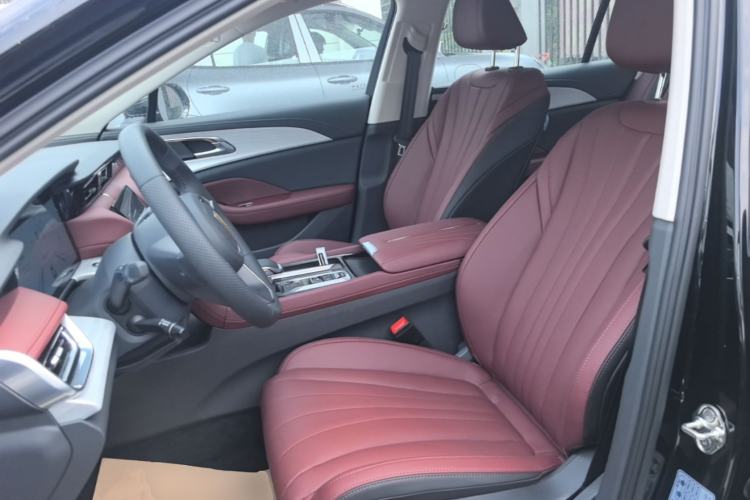 Used Hongqi H5 PHEV 2025 130 Super Hybrid Version Left Front Seat