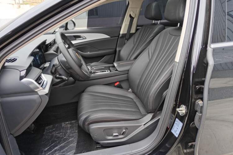 Used Hongqi H5 PHEV 2025 130 Super Hybrid Version Left Front Seat