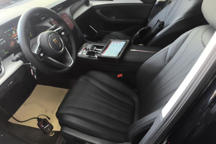 Used Hongqi H5 PHEV 2025 130 Super Hybrid Version Left Front Seat