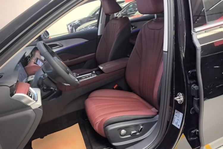 Used Hongqi H5 PHEV 2025 170 Super Hybrid Version Left Front Seat