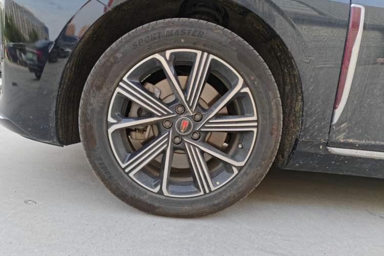 Used Hongqi H5 PHEV 2025 130 Super Hybrid Version Left Front Wheel Hub