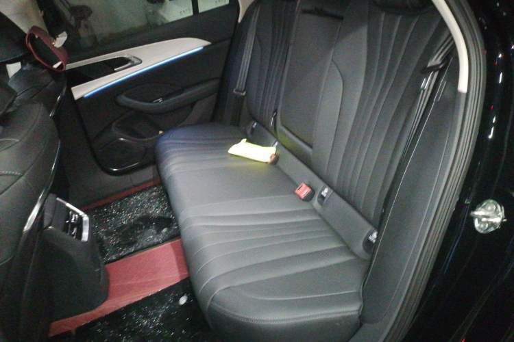 Used Hongqi H5 PHEV 2025 170 Super Hybrid Version Left Rear Seat