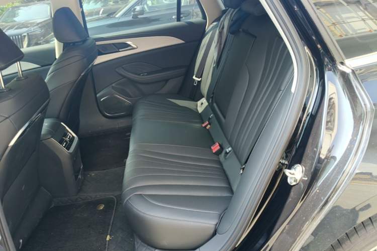 Used Hongqi H5 PHEV 2025 130 Super Hybrid Version Left Rear Seat