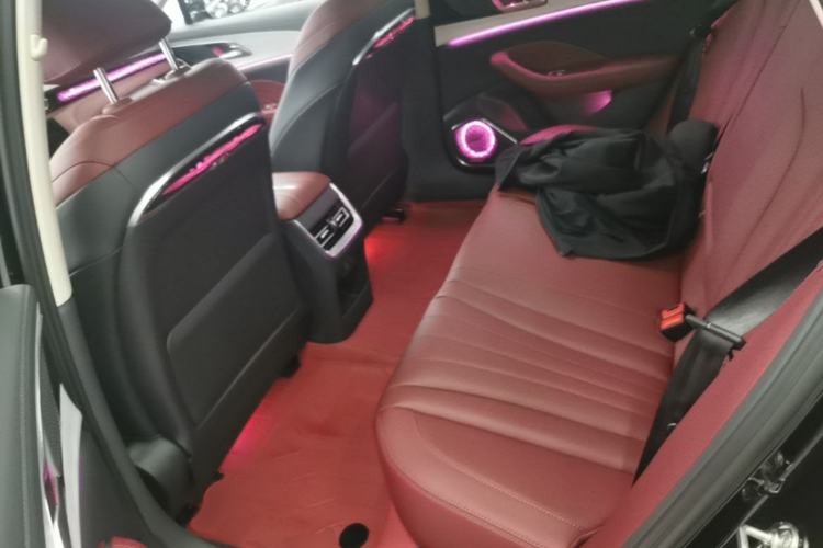 Used Hongqi H5 PHEV 2025 170 Super Hybrid Version Left Rear Seat