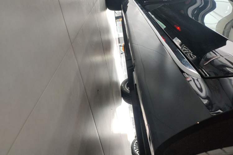 Used Hongqi H5 PHEV 2025 130 Super Hybrid Version Left Side Sill