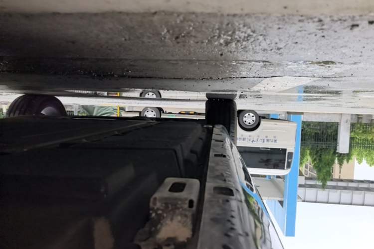 Used Hongqi H5 PHEV 2025 130 Super Hybrid Version Left Side Sill