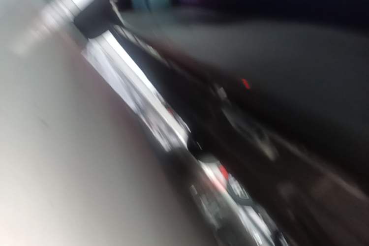 Used Hongqi H5 PHEV 2025 170 Super Hybrid Version Left Side Sill