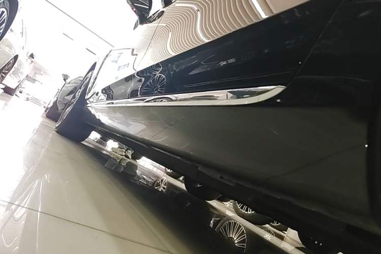 Used Hongqi H5 PHEV 2025 170 Super Hybrid Version Left Side Sill
