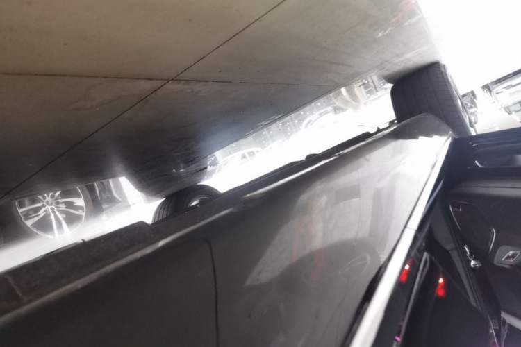 Used Hongqi H5 PHEV 2025 170 Super Hybrid Version Left Side Sill