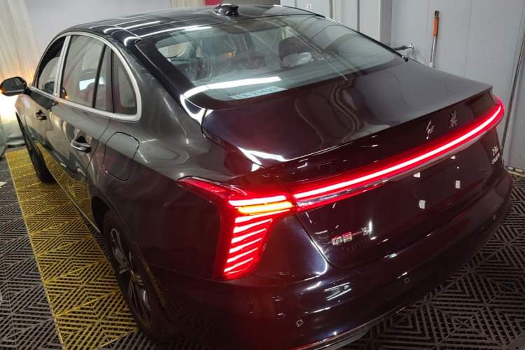 Used Hongqi H5 PHEV 2025 130 Super Hybrid Version Rear Left 45 Deg