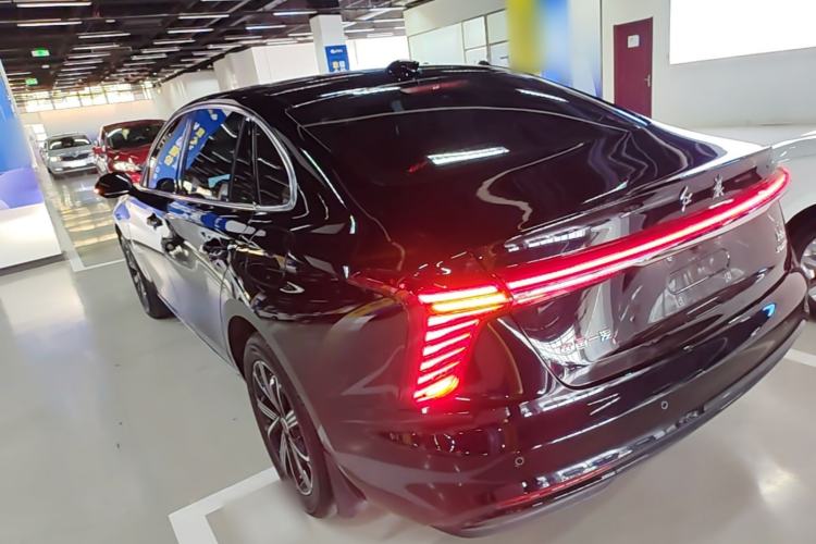 Used Hongqi H5 PHEV 2025 130 Super Hybrid Version Rear Left 45 Deg