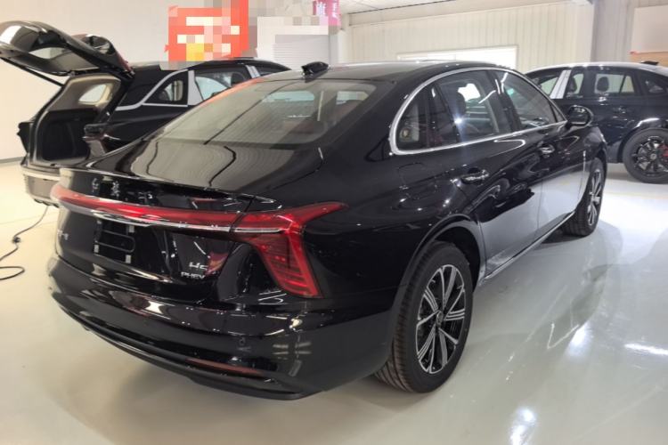 Used Hongqi H5 PHEV 2025 130 Super Hybrid Version Rear Right 45 Deg