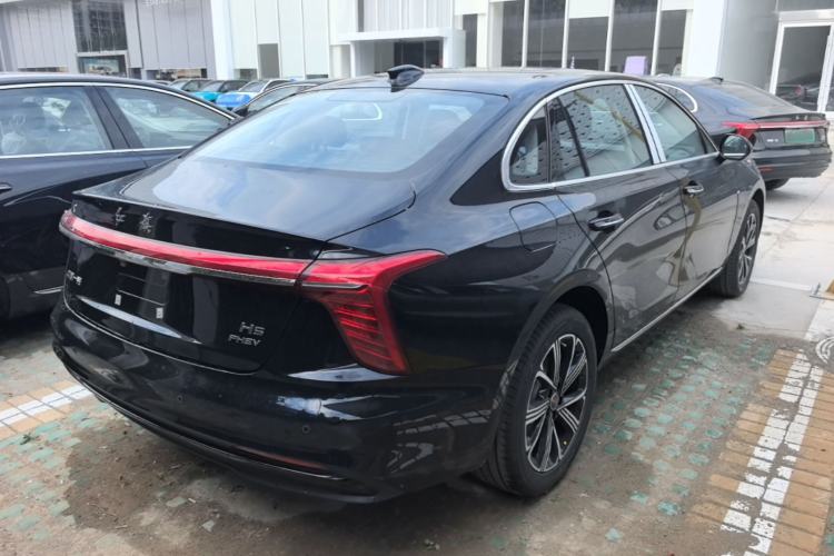 Used Hongqi H5 PHEV 2025 130 Super Hybrid Version Rear Right 45 Deg
