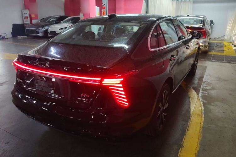 Used Hongqi H5 PHEV 2025 130 Super Hybrid Version Rear Right 45 Deg