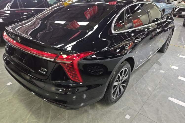 Used Hongqi H5 PHEV 2025 130 Super Hybrid Version Rear Right 45 Deg