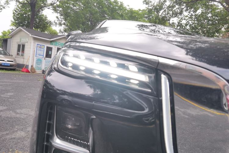 Used Hongqi H5 PHEV 2025 170 Super Hybrid Version Right Front Headlight