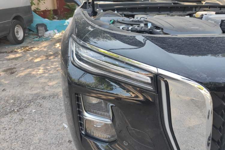 Used Hongqi H5 PHEV 2025 170 Super Hybrid Version Right Front Headlight
