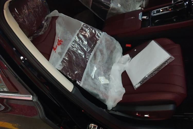 Used Hongqi H5 PHEV 2025 130 Super Hybrid Version Right Front Seat