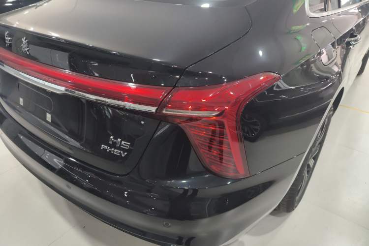 Used Hongqi H5 PHEV 2025 170 Super Hybrid Version Right Rear Taillight