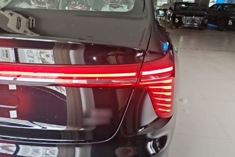 Used Hongqi H5 PHEV 2025 170 Super Hybrid Version Right Rear Taillight