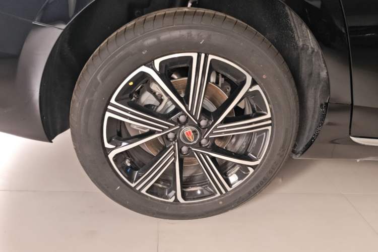 Used Hongqi H5 PHEV 2025 170 Super Hybrid Version Right Rear Wheel Hub