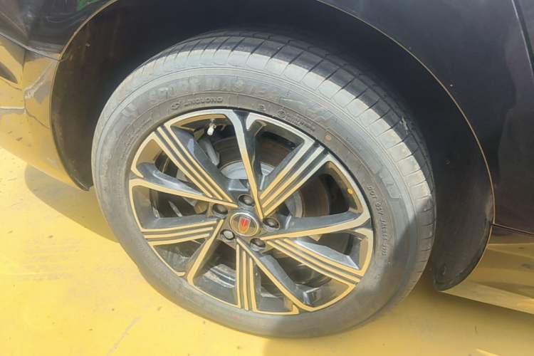 Used Hongqi H5 PHEV 2025 130 Super Hybrid Version Right Rear Wheel Hub