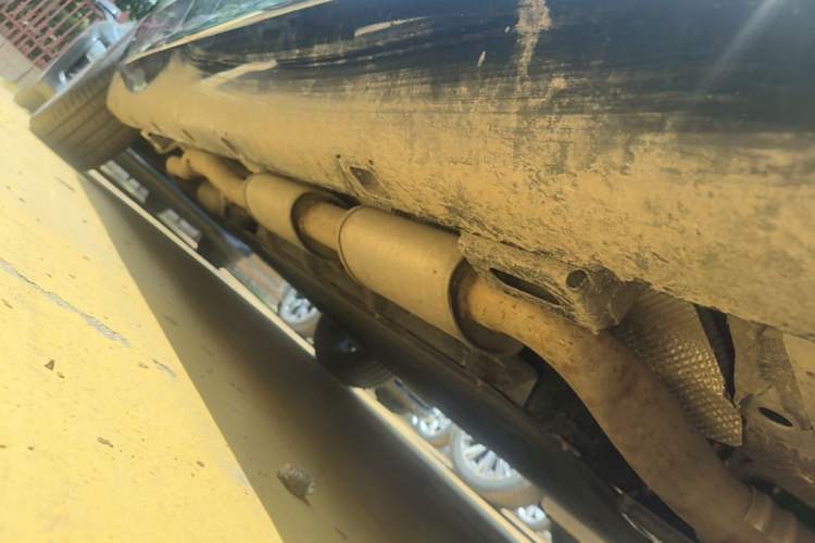 Used Hongqi H5 PHEV 2025 130 Super Hybrid Version Right Side Sill