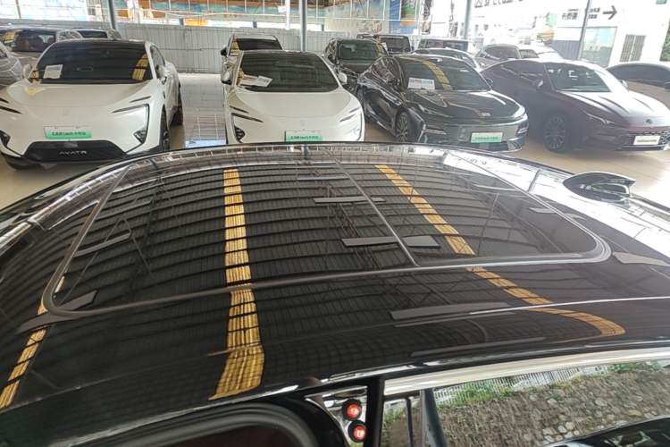 Used Hongqi H5 PHEV 2025 130 Super Hybrid Version Roof