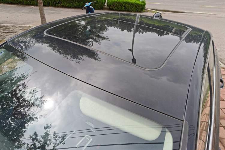 Used Hongqi H5 PHEV 2025 170 Super Hybrid Version Roof