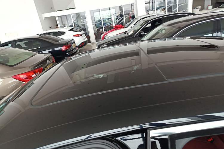 Used Hongqi H5 PHEV 2025 130 Super Hybrid Version Roof