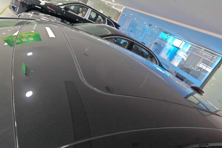Used Hongqi H5 PHEV 2025 170 Super Hybrid Version Roof